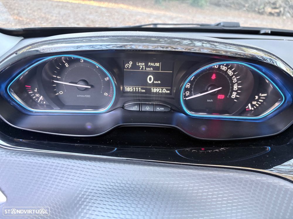 Peugeot 2008 1.4 HDi Allure - 13