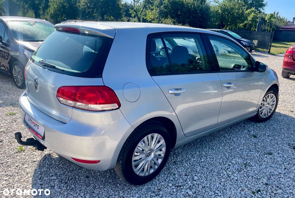 Volkswagen Golf - 23