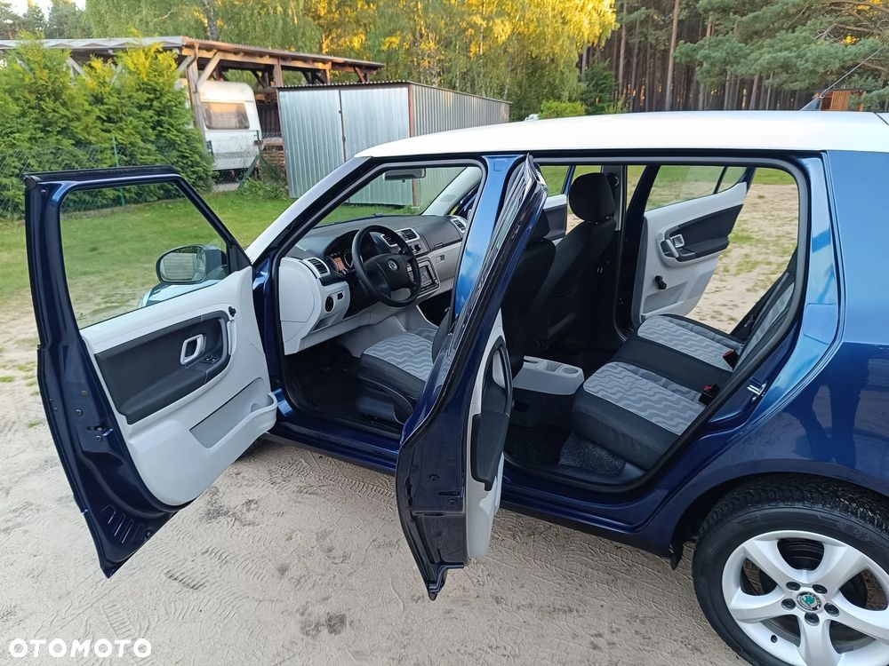 Skoda Fabia 1.2 HTP STYLE EDITION - 11