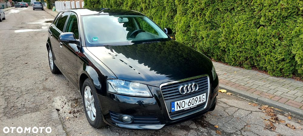 Audi A3 Sportback - 1