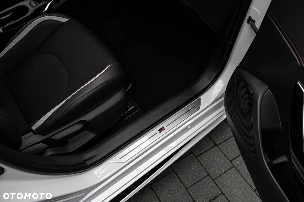 Toyota Corolla 2.0 Hybrid Comfort - 18