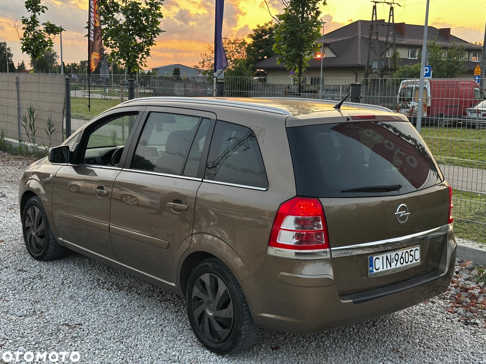 Opel Zafira 1.8 Cosmo - 7
