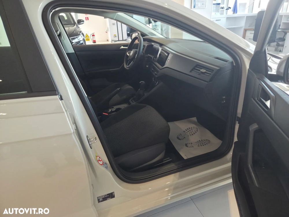 Volkswagen Polo 1.0 MPI Base - 10