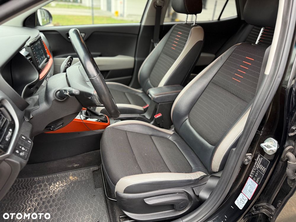 Kia Stonic 1.4 L - 9