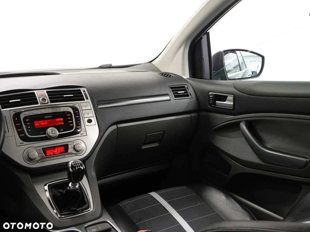 Ford Kuga - 30
