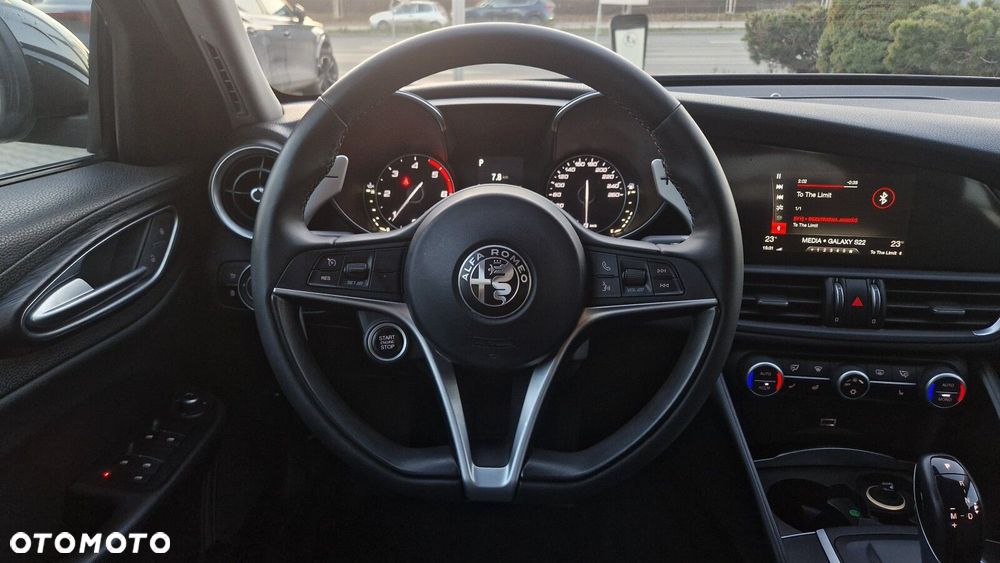 Alfa Romeo Giulia 2.2 D Turbo Super - 25