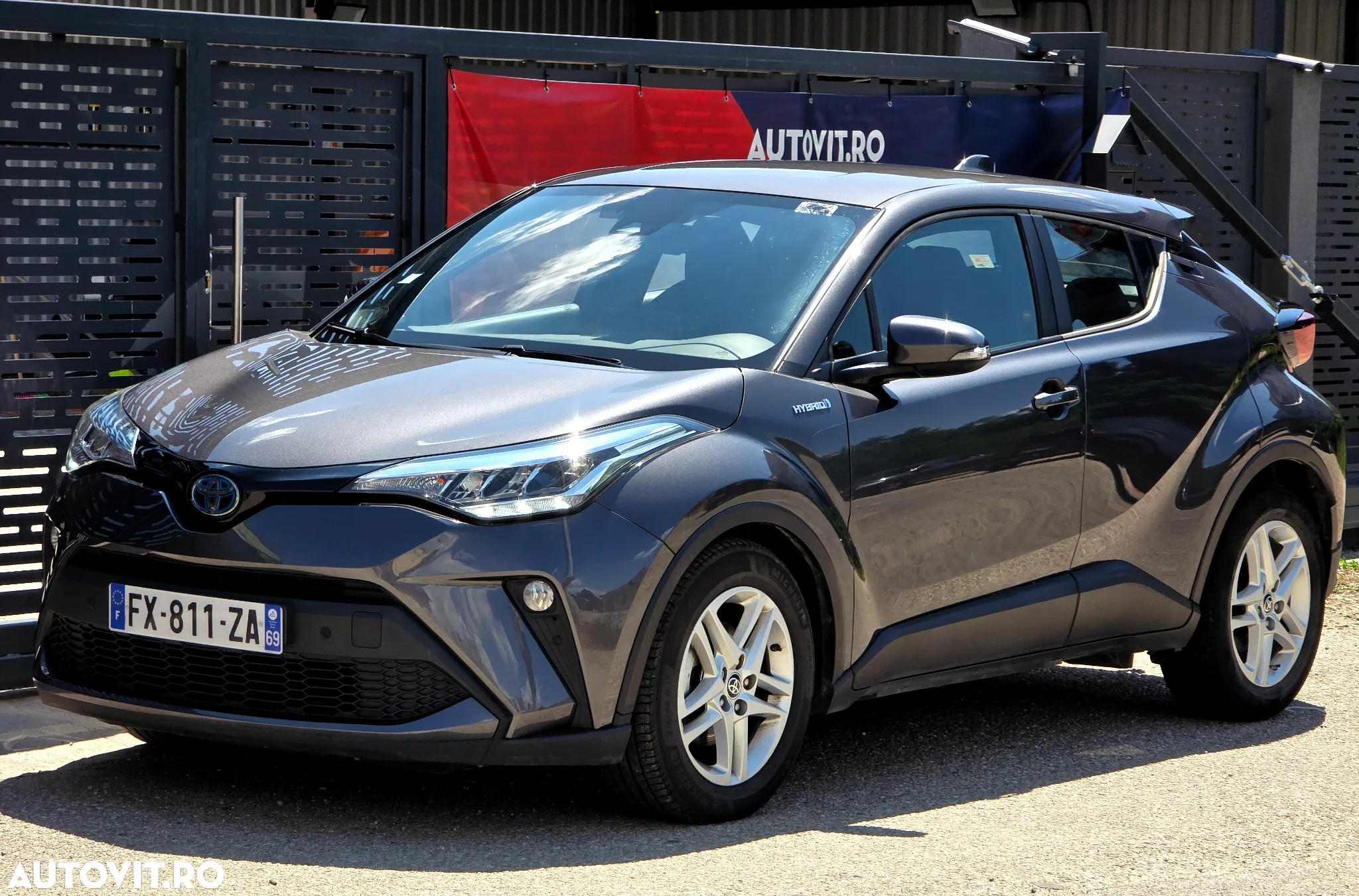 Toyota C-HR 1.8 HSD 4x2 CVT C-lassy LED - 7