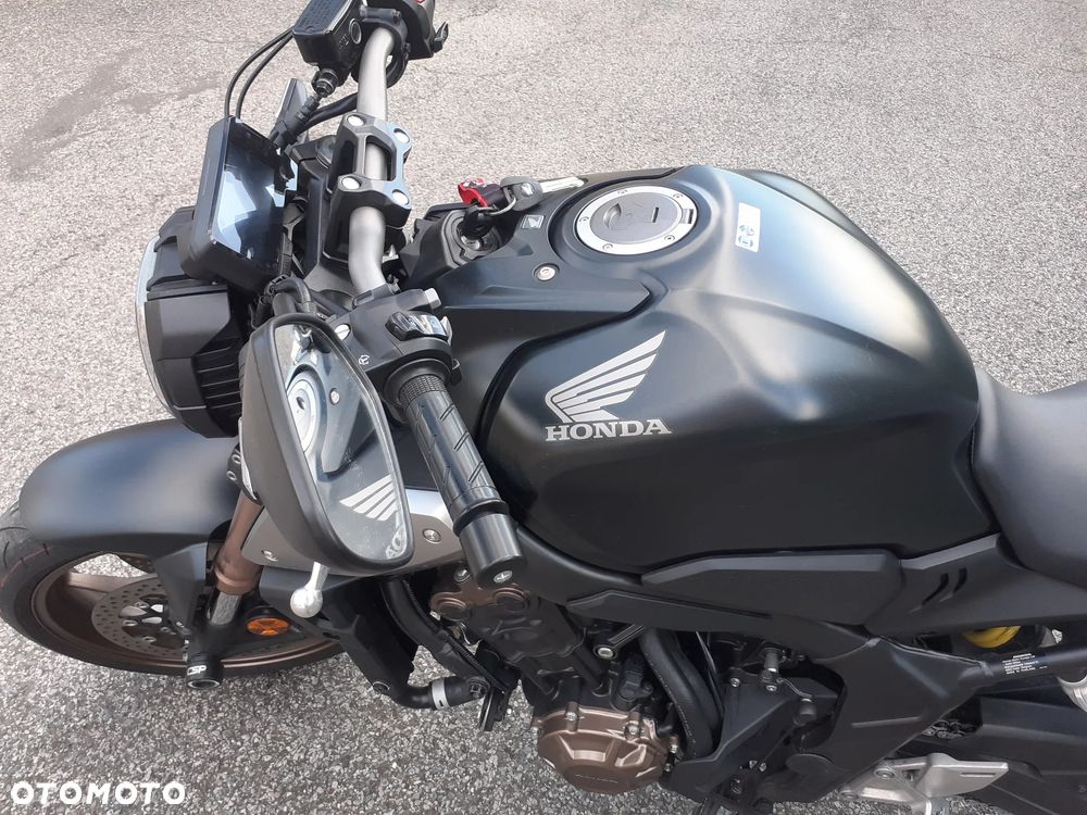 Honda CB - 25