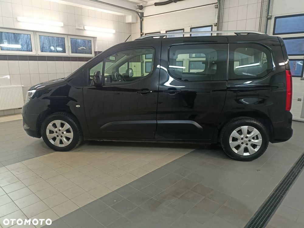 Opel Combo 1.2 Turbo Start/Stop Innovation - 2