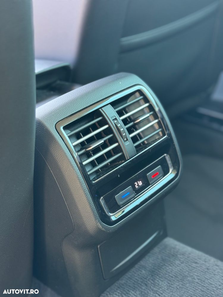 Volkswagen Passat 2.0 TDI DSG (BlueMotion Technology) Trendline - 16