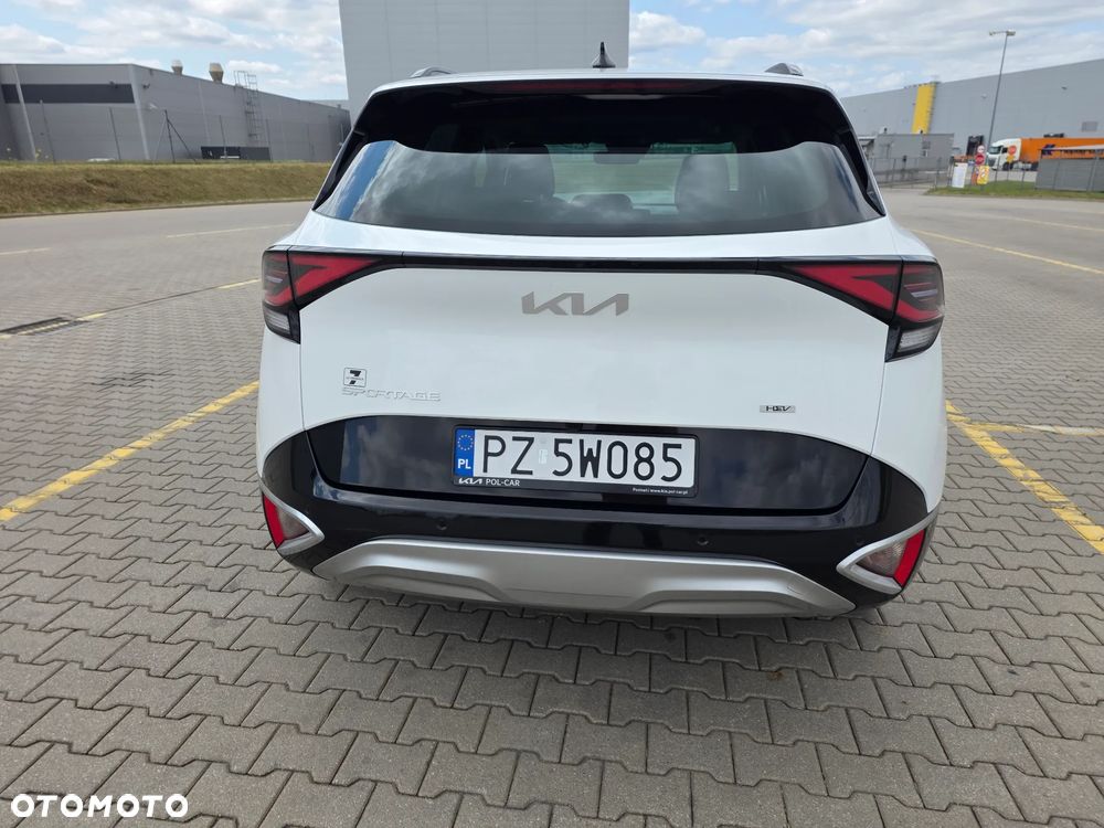 Kia Sportage 1.6 T-GDI HEV Business Line 2WD - 6