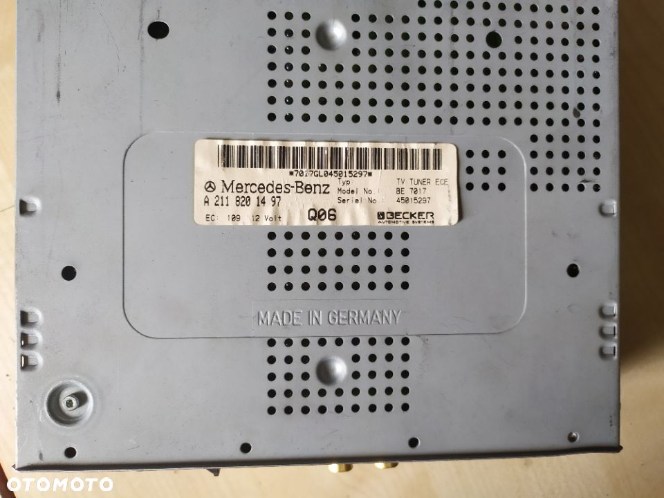 MERCEDES E 211 TUNER TV  2118201497 - 1