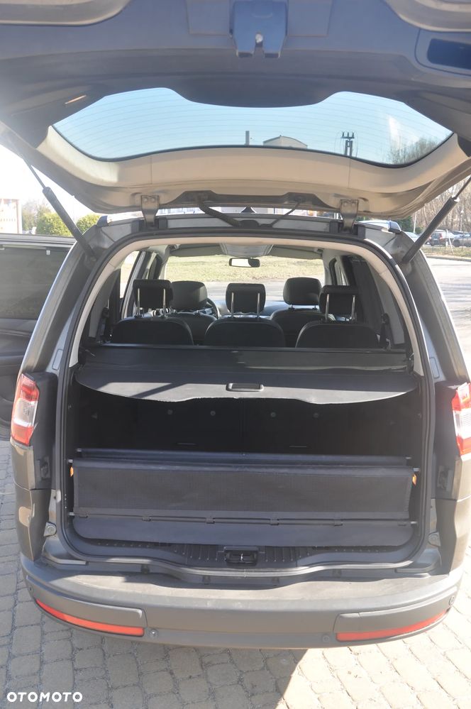 Ford Galaxy 2.0 TDCi Platinium X (Titanium) MPS6 - 35
