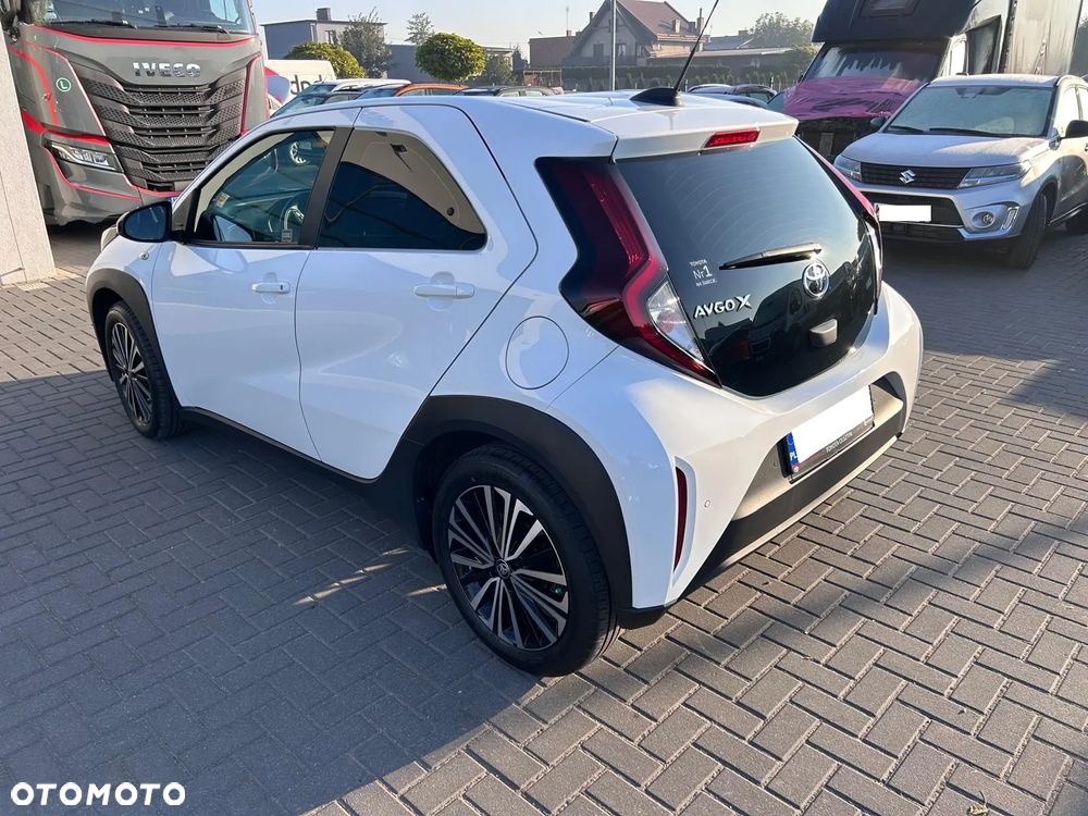 Toyota Aygo X 1.0 VVT-i Style CVT - 3