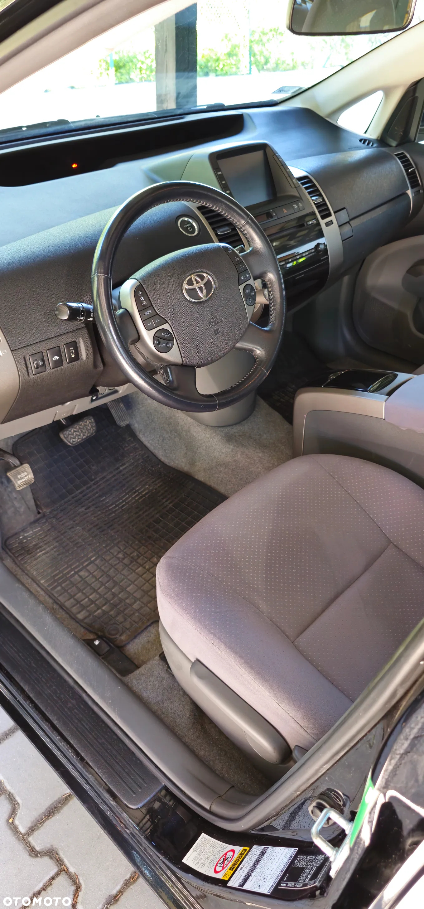 Toyota Prius - 6