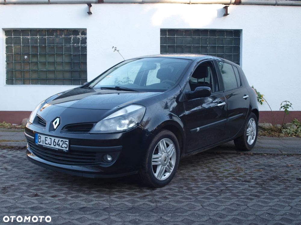 Renault Clio - 2
