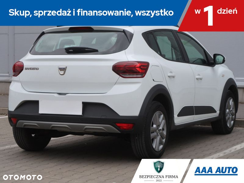 Dacia Sandero - 6