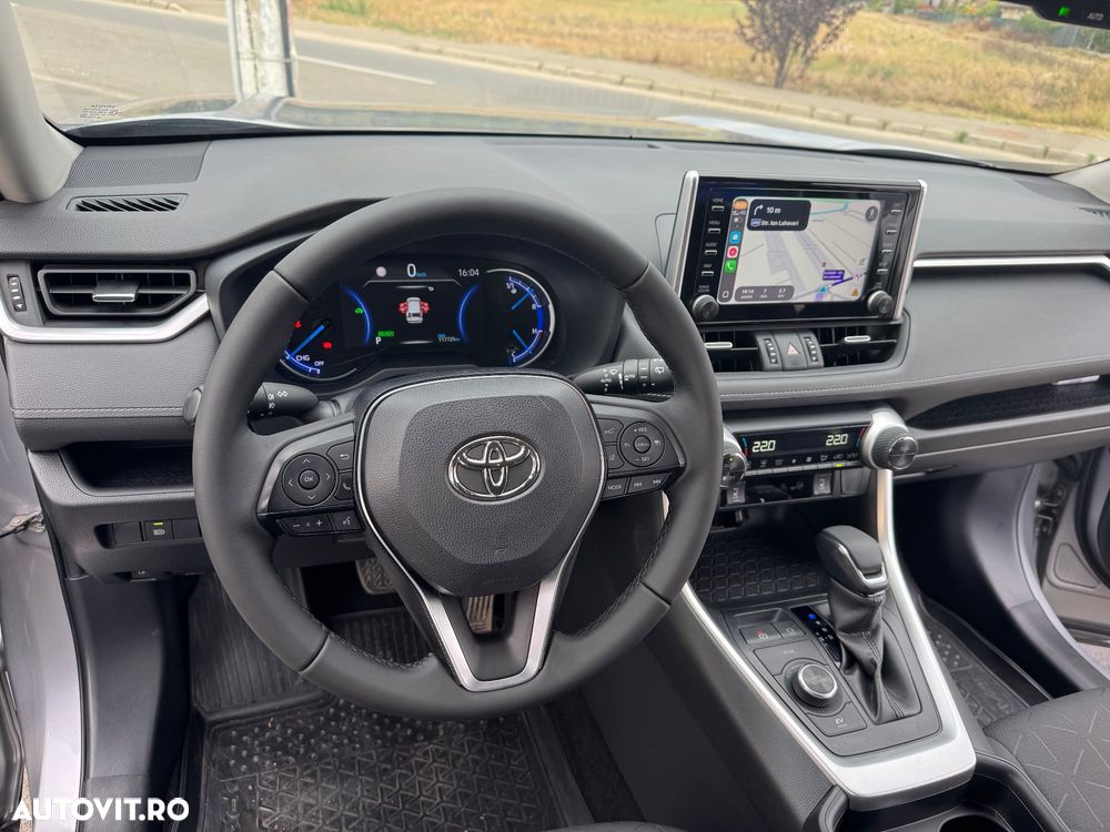 Toyota RAV4 - 24