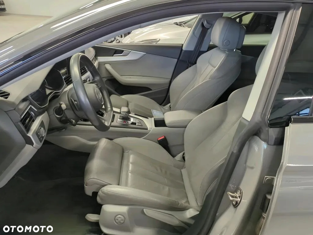 Audi A5 Sportback 40 TFSI S tronic - 4