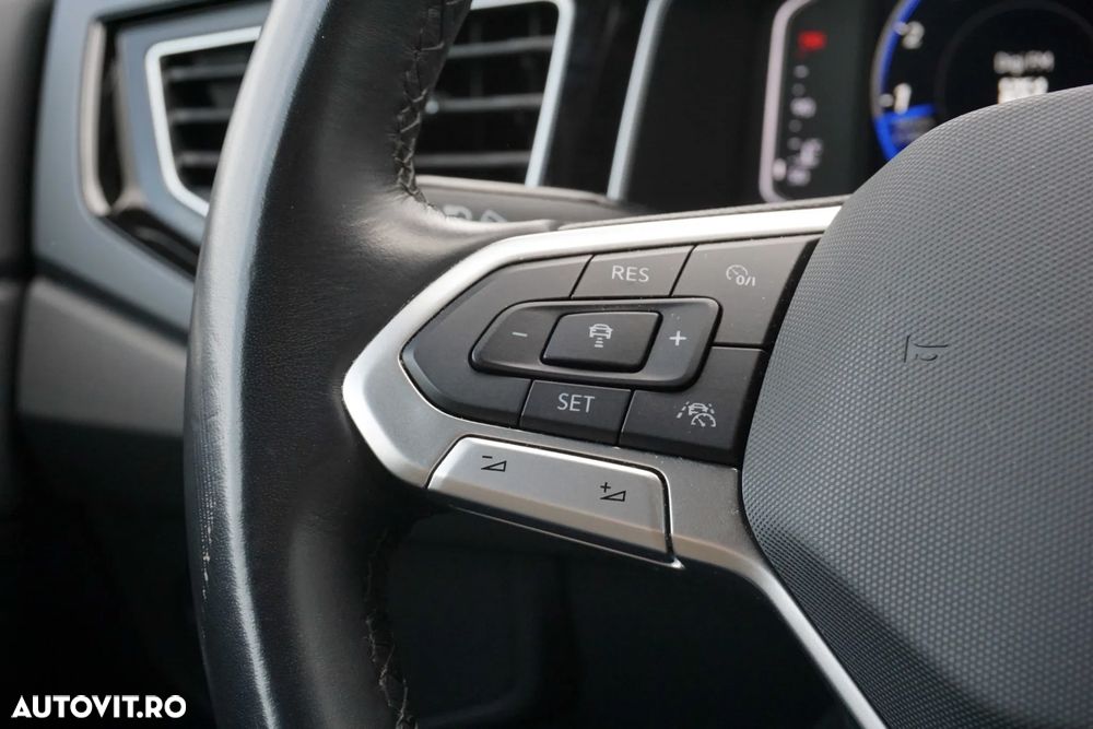 Volkswagen Taigo 1.5 TSI OPF DSG R-Line - 14