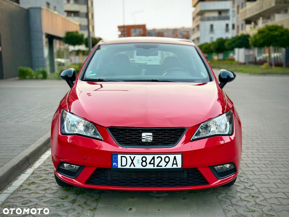 Seat Ibiza 2015 photo 2