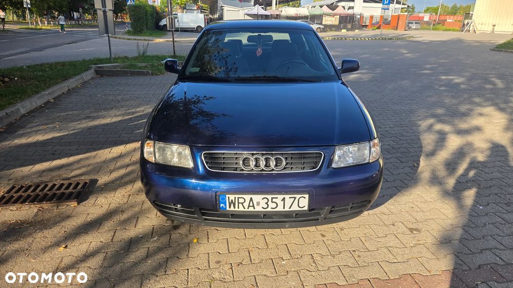 Audi A3 3-drzwiowe 1.6 Ambition - 5