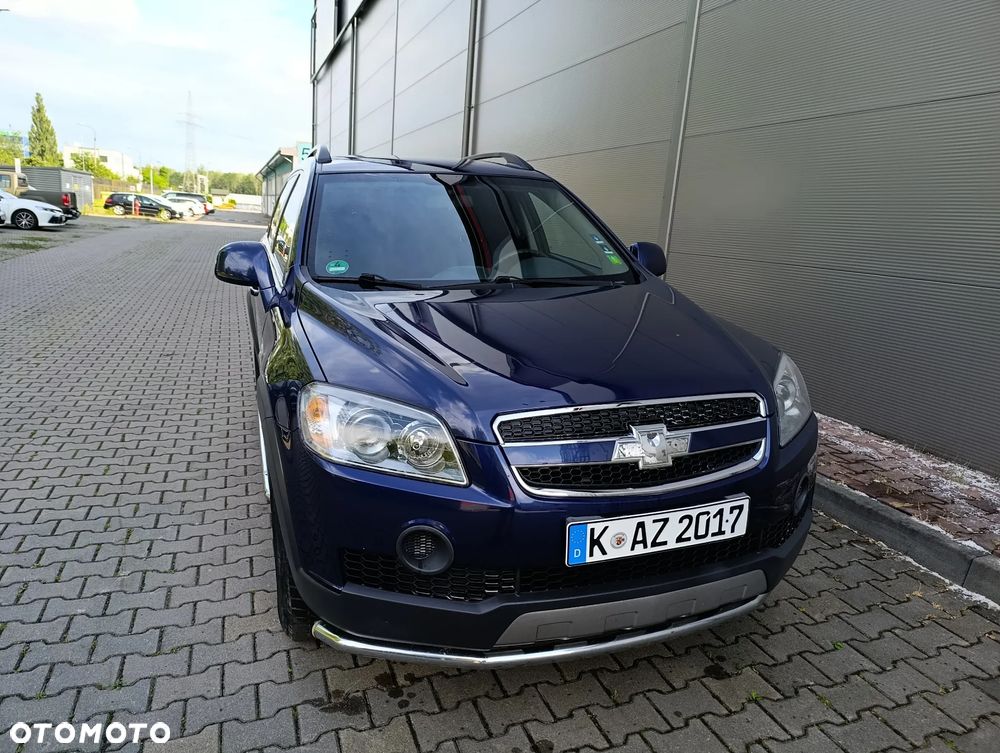 Chevrolet Captiva 2.4 LS 5os - 3