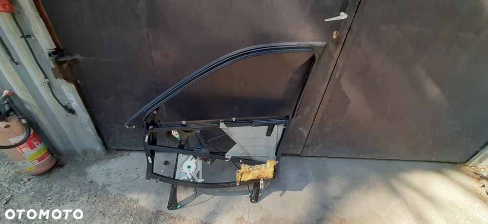 Audi A4 B5 Podnośnik szyby Ramka Szyba stelaż lewy prawy  Silniczek Szyby LEWY 8d0837753c 8d0837397c li 90853347 8d0837398c re 8d0837754c 90821228 - 2