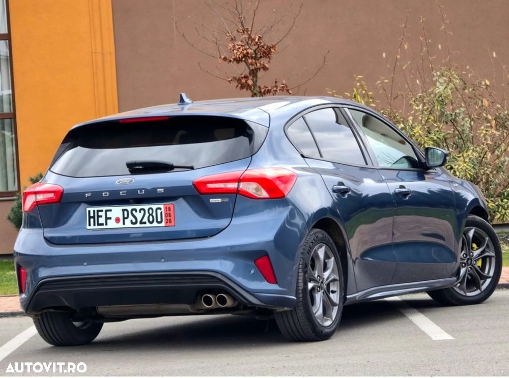 Ford Focus 1.0 EcoBoost Hybrid ST-LINE DESIGN - 3