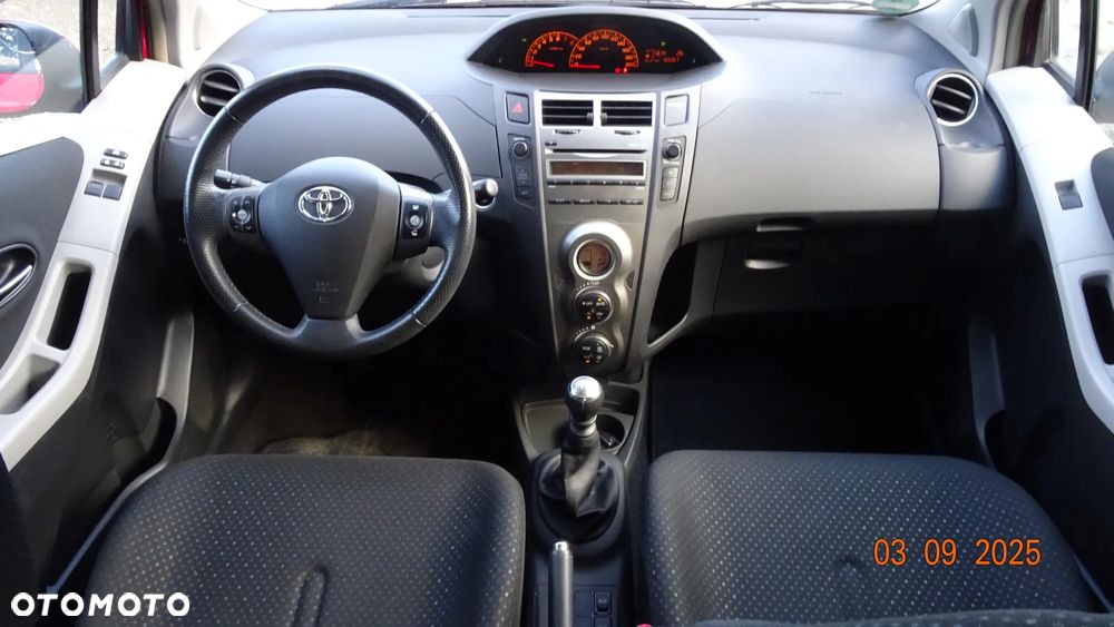 Toyota Yaris - 6