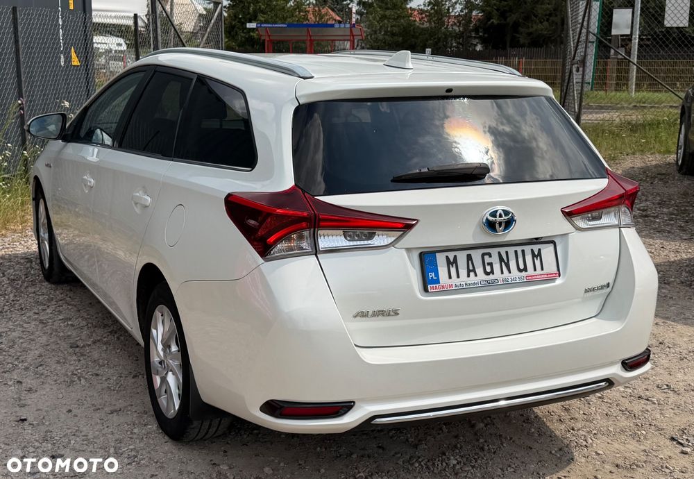 Toyota Auris - 33