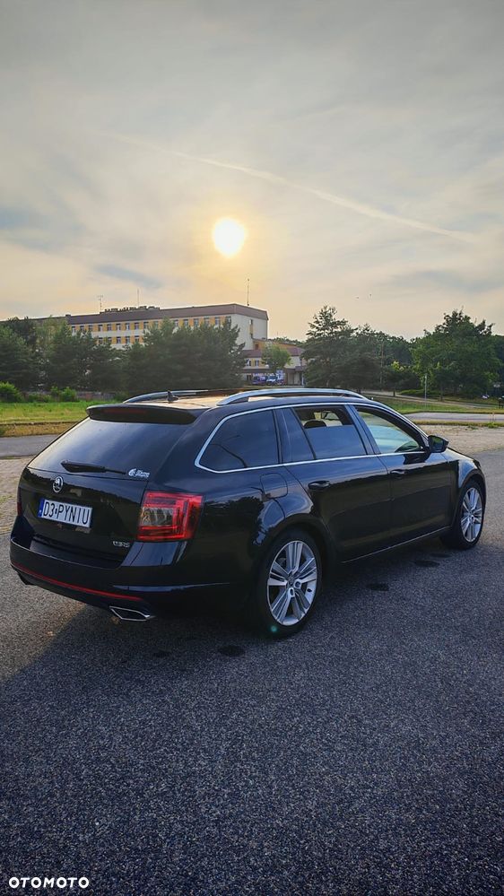 Skoda Octavia 2.0 TDI RS DSG - 3