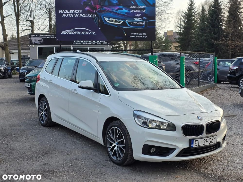 BMW Seria 2 218d - 3