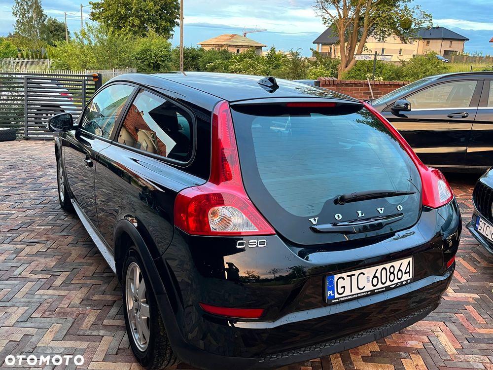 Volvo C30 D2 DRIVe Momentum - 13