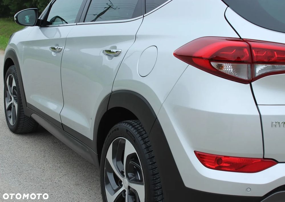 Hyundai Tucson blue 1.7 CRDi 2WD Style - 17