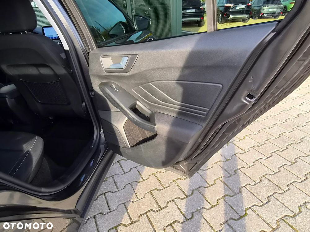 Ford Focus - 34