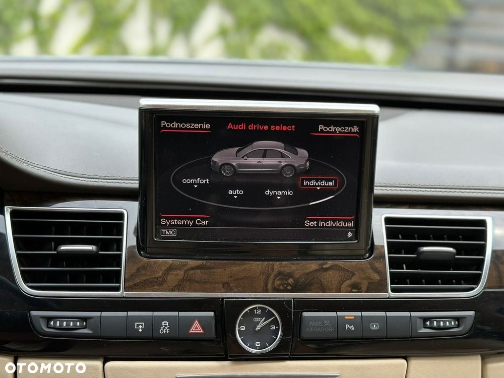 Audi A8 - 38