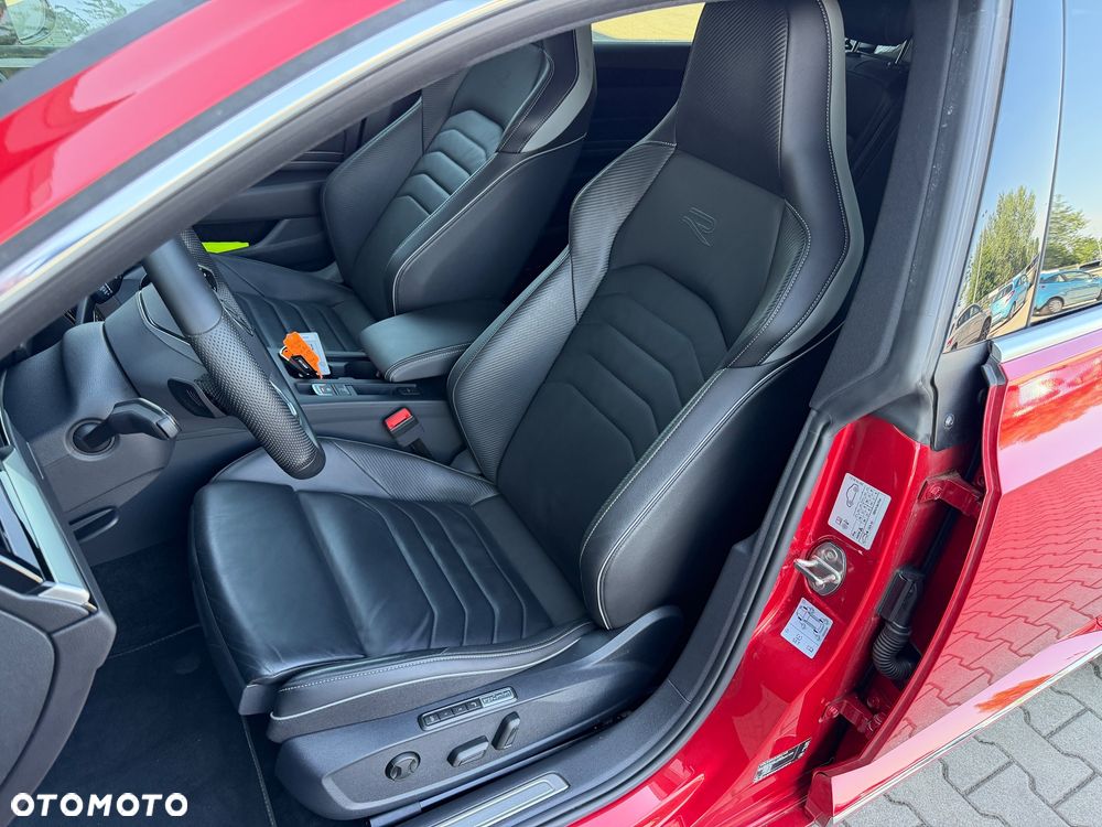 Volkswagen Arteon 2.0 TDI SCR 4Motion DSG R-Line - 27