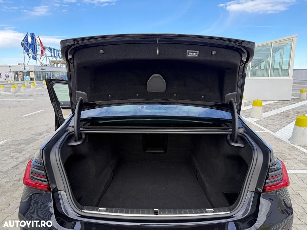 BMW Seria 7 730d xDrive - 17