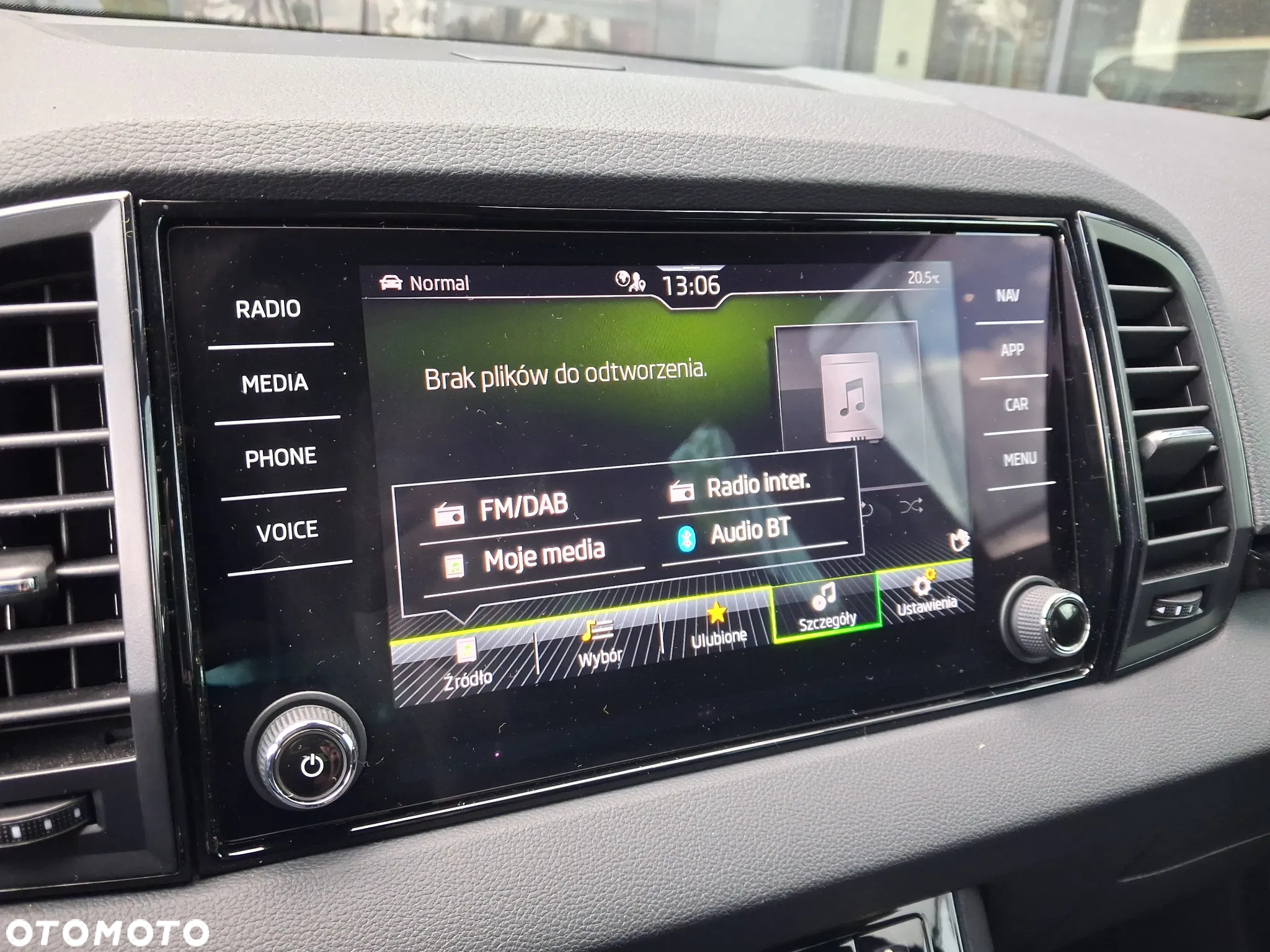 Skoda Karoq 2.0 TSI 4x4 Sportline DSG - 23