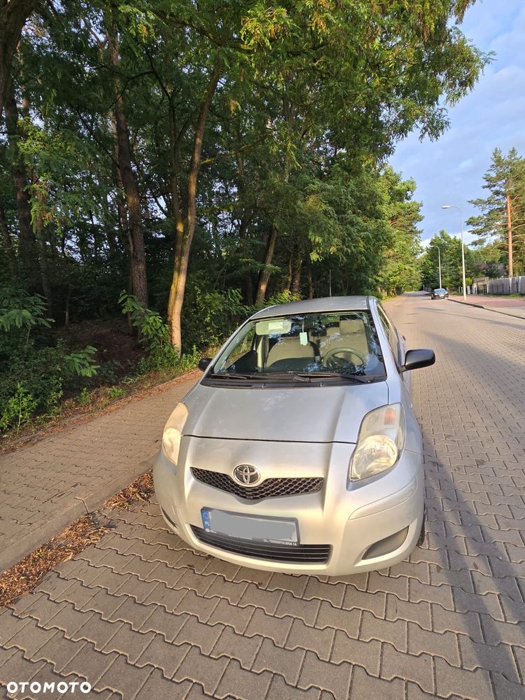 Toyota Yaris 1.0 Active - 7
