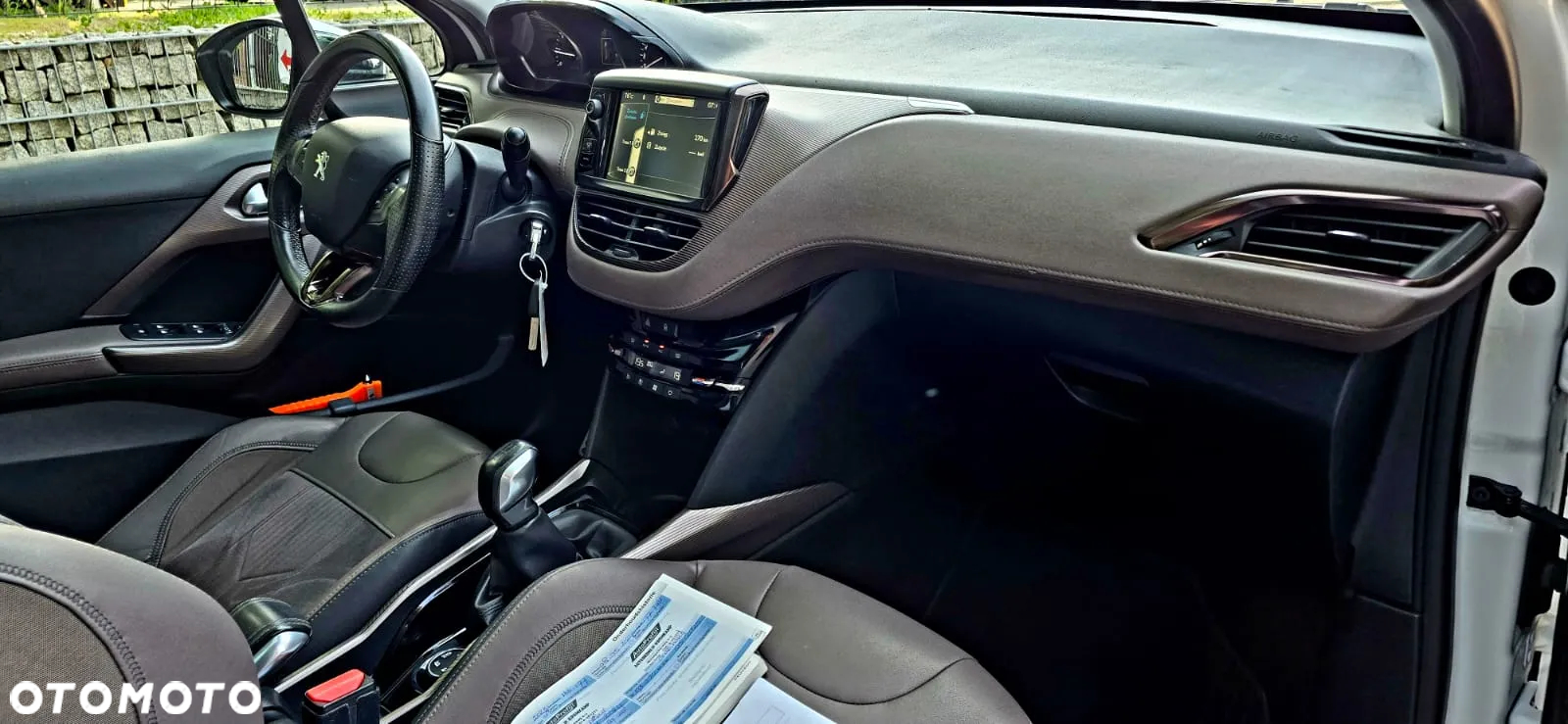 Peugeot 2008 1.6 VTi Allure - 11