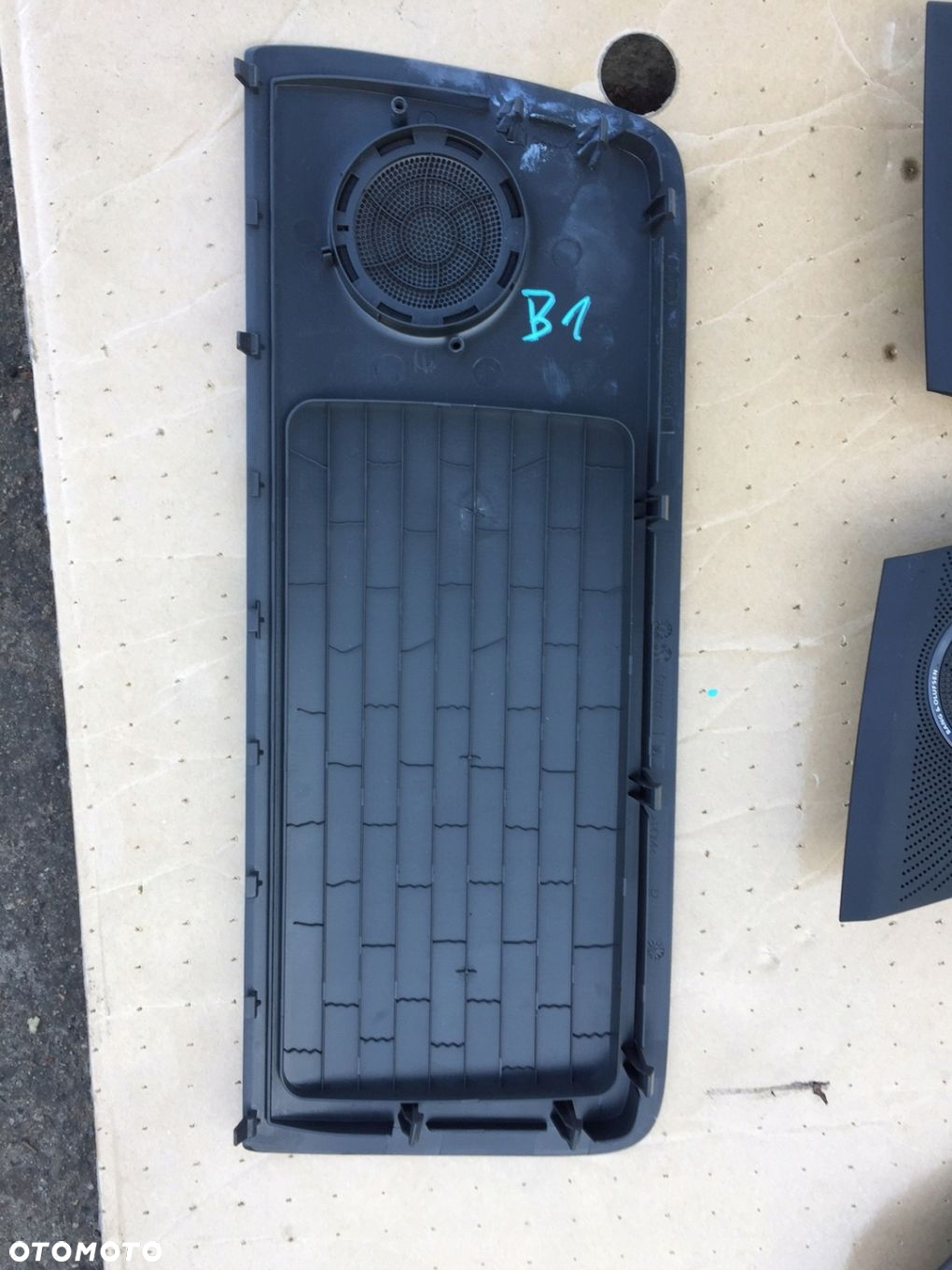A5 8T COUPE MASKOWNICE GŁOŚNIKÓW BANG OLUFSEN KPL. - 7