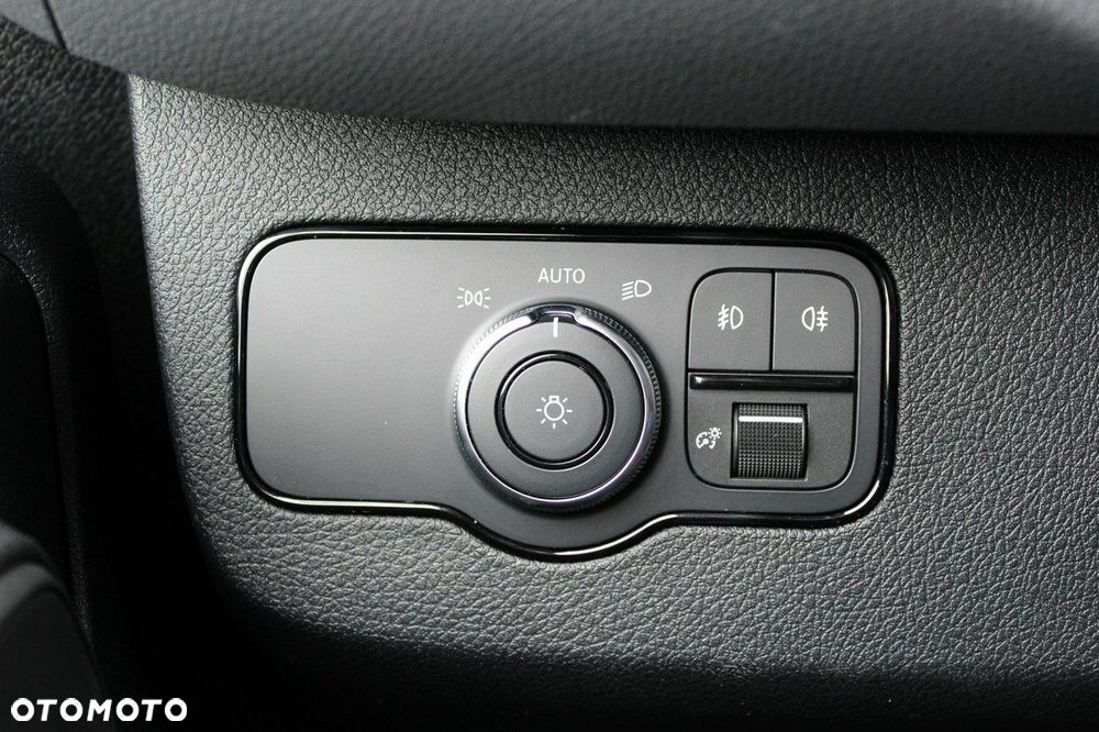 Mercedes-Benz Sprinter - 22