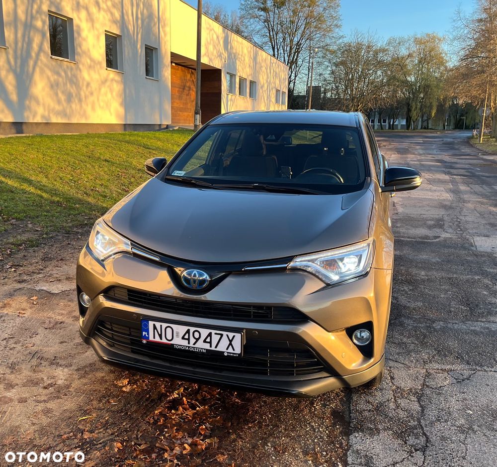 Toyota RAV4 - 1