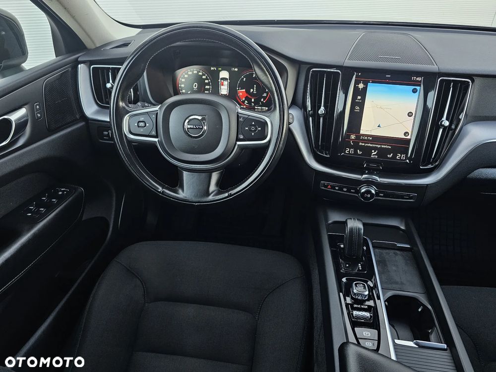 Volvo XC 60 B4 D Geartronic Momentum Pro - 31