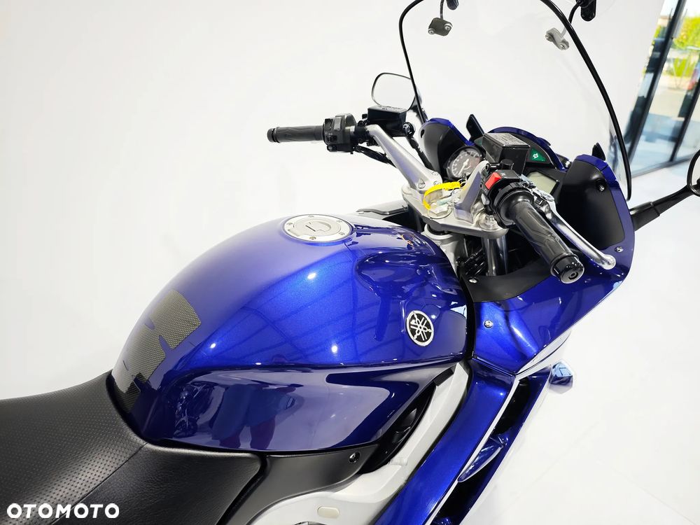 Yamaha FJR - 9