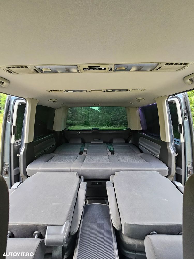 Volkswagen Multivan - 23