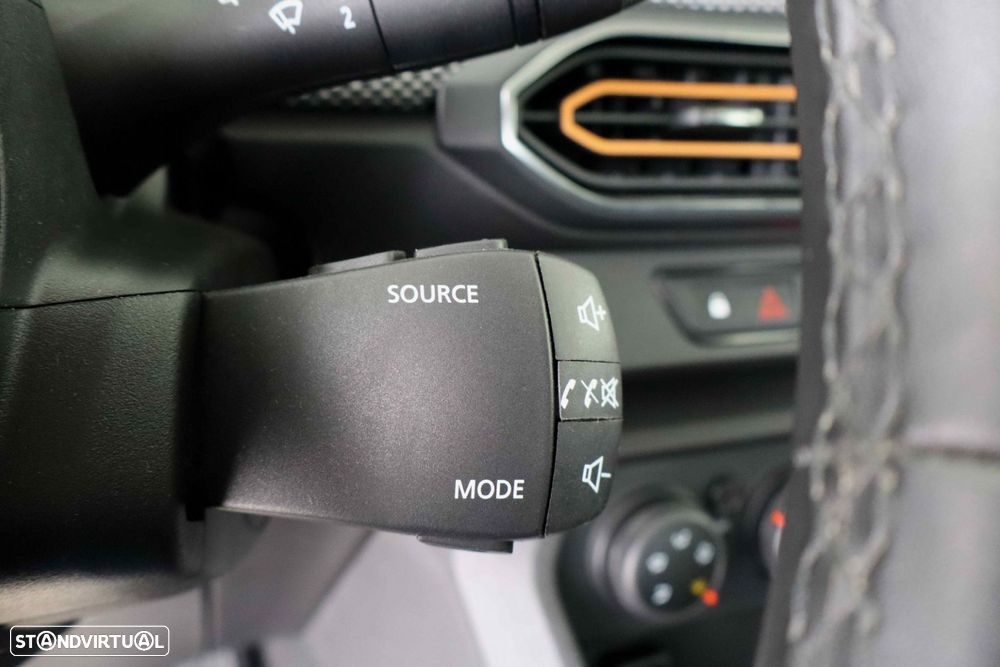 Dacia Sandero - 33