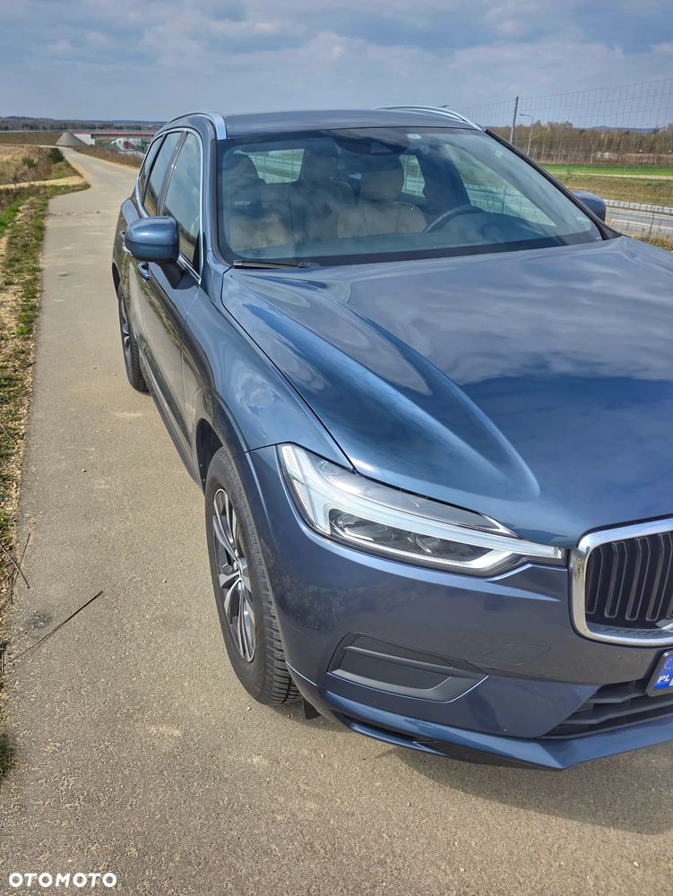 Volvo XC 60 D3 Momentum Pro - 4